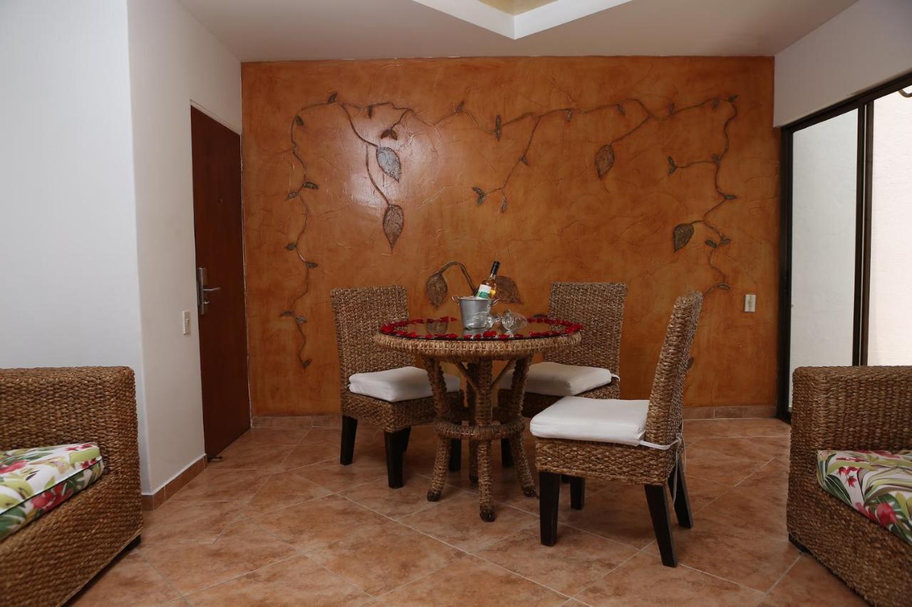 Hotel Anamichu Suites Мелгар Екстериор снимка