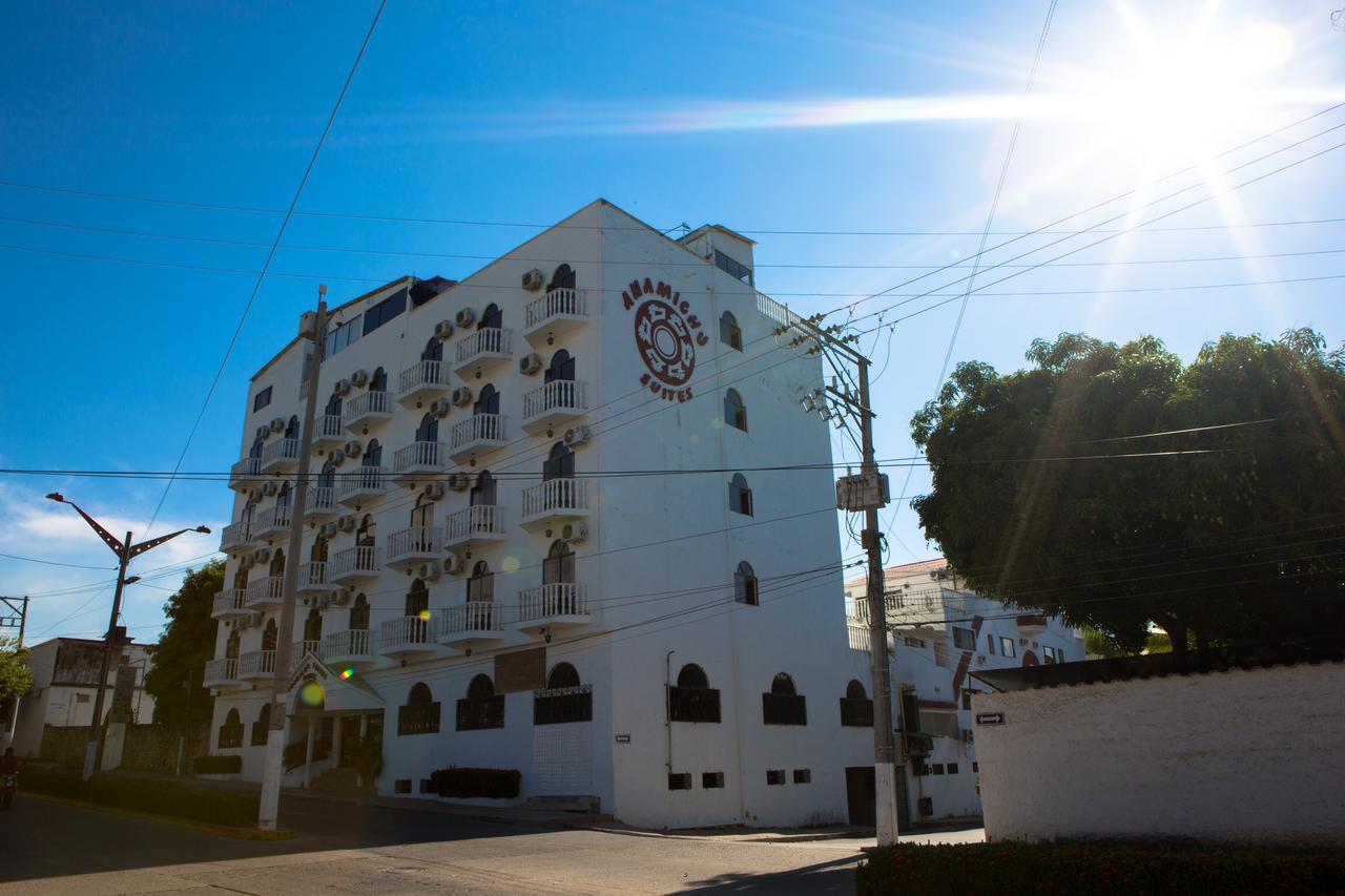 Hotel Anamichu Suites Мелгар Екстериор снимка