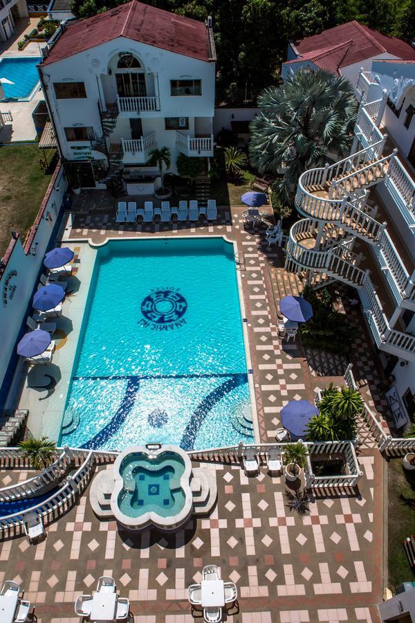 Hotel Anamichu Suites Мелгар Екстериор снимка